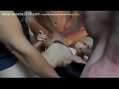 น้องปี1โดนลงแขกรุ่นพี่ปี4พามารับน้องตกดึกนัดมาห้องแล้วรุมเย็ดเหงื่อนี้ไหลเต็มตัวมันส์ควยสุดๆ