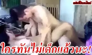 ใครทันคลิปนี้บอกเลยไม่เด็กแล้วนะ คลิปโป๊ไทยในตำนานมาก บ่าวไทบ้าน สี้หีนักเรียนมัธยม สาวซำน้อย แอบเย็